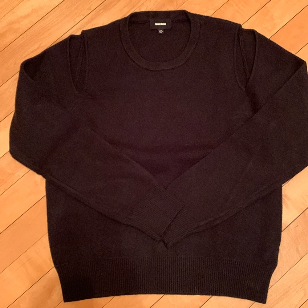 Monrow cut out shoulder sweater